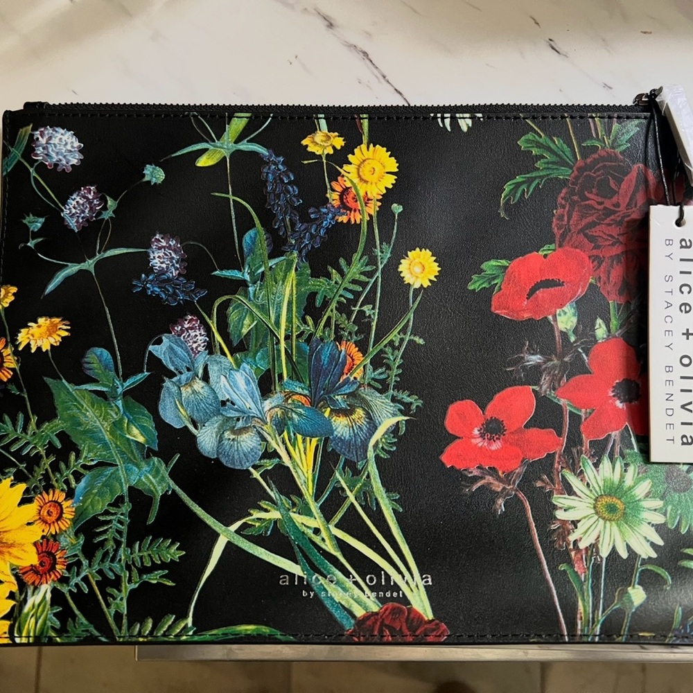 Alice + Olivia Floral Clutch NWT